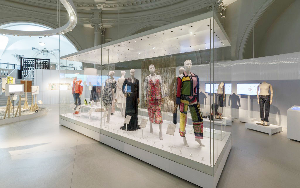 Fashioned from Nature: The V&A's take on sustainable fashion – THE
